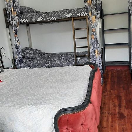 Le Pas Sage Bed & Breakfast La Caillere-Saint-Hilaire ภายนอก รูปภาพ